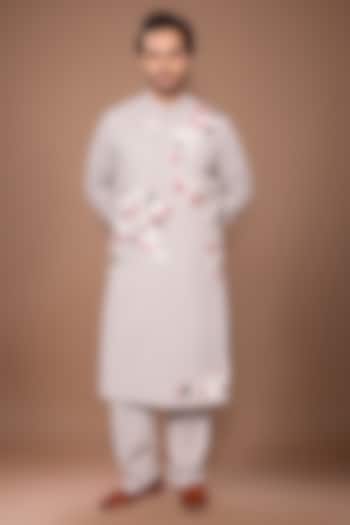 Grey Malai Cotton Zardosi Hand Embroidered Kurta Set by PRIYANKA HARALALKA at Pernia's Pop Up Shop
