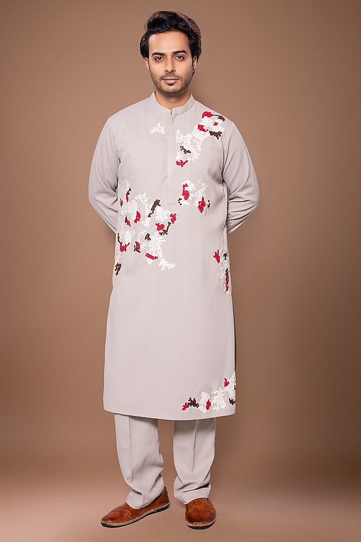 Grey Malai Cotton Zardosi Hand Embroidered Kurta Set by PRIYANKA HARALALKA at Pernia's Pop Up Shop