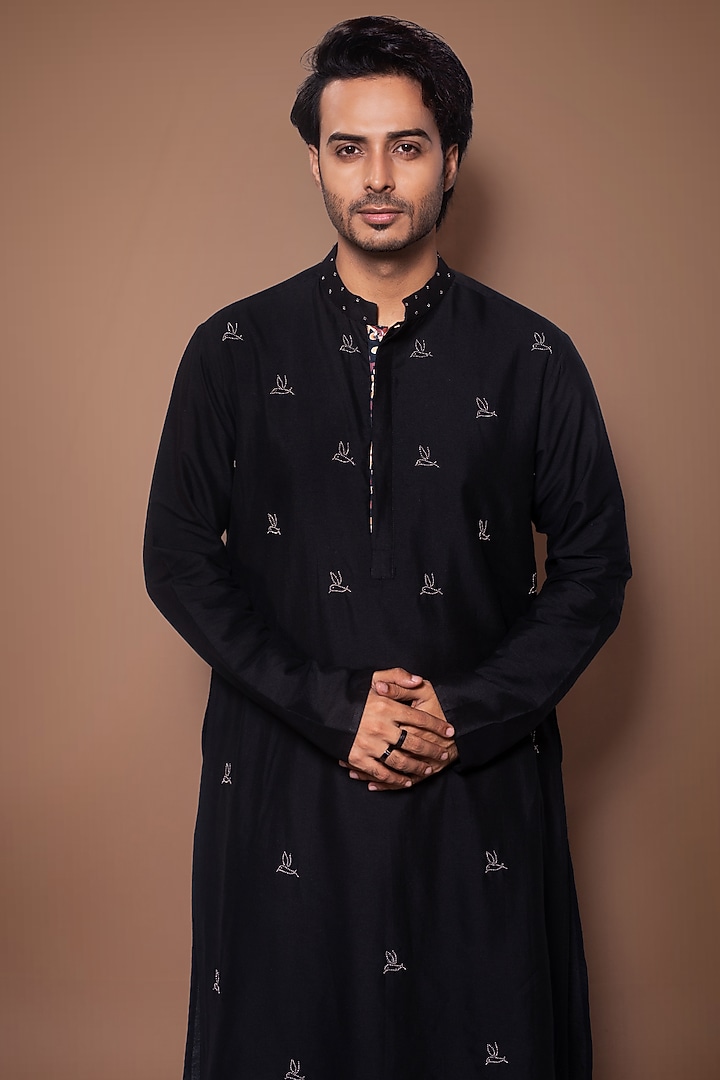 Black Cotton Silk Hand Embroidered Kurta Set by PRIYANKA HARALALKA at Pernia's Pop Up Shop