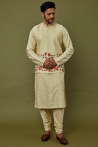Light Beige Embroidered Bundi Jacket With Kurta Set by PRIYANKA HARALALKA