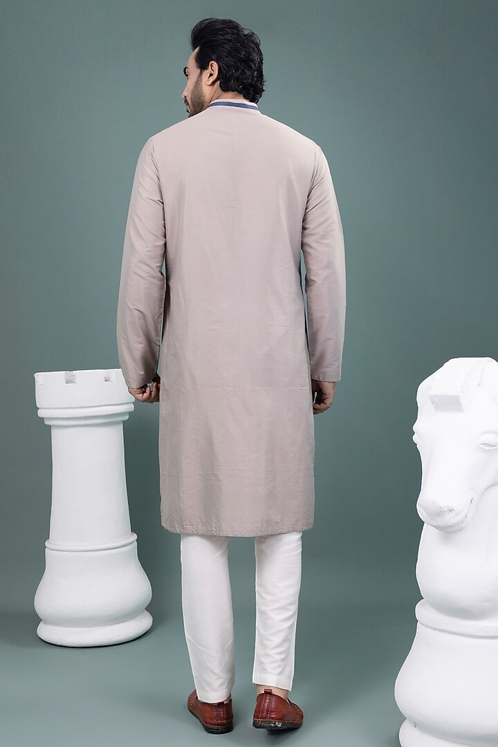Grey Soft Cotton Kurta Set by PRIYANKA HARALALKA at Pernia's Pop Up Shop