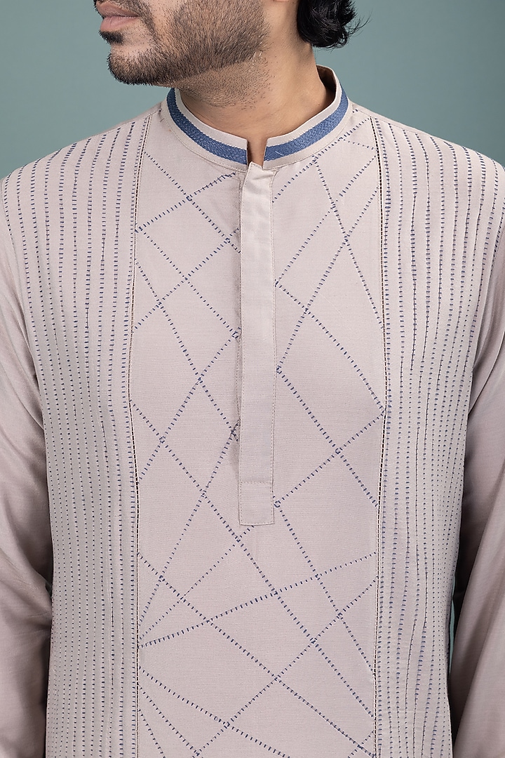 Grey Soft Cotton Kurta Set by PRIYANKA HARALALKA at Pernia's Pop Up Shop