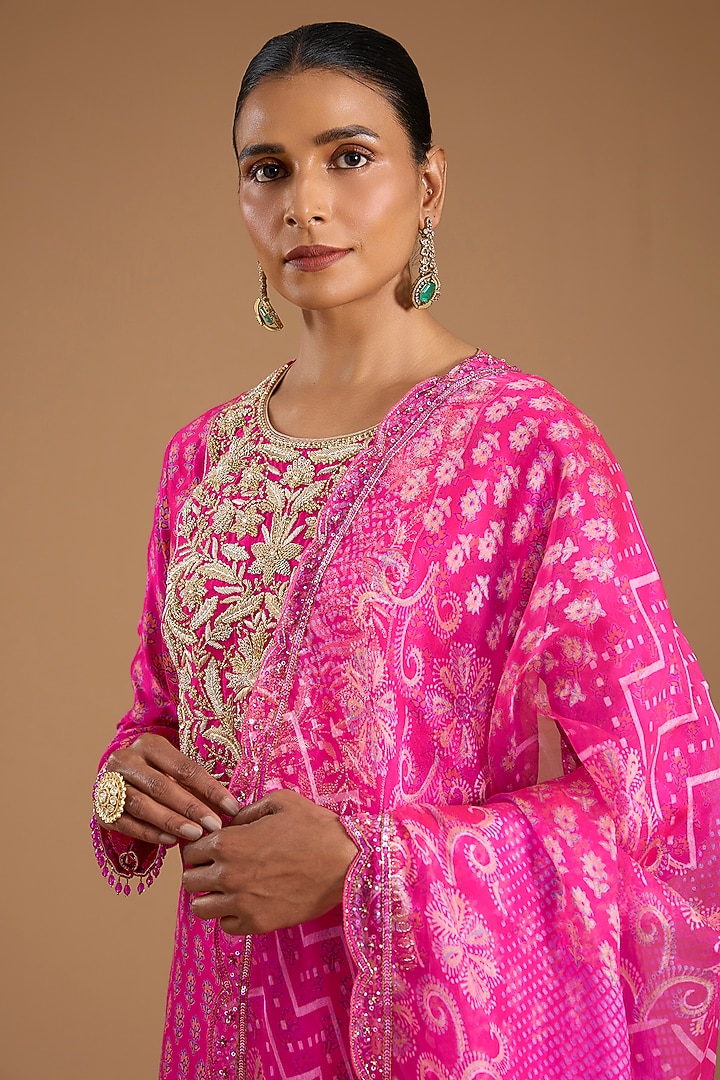 Pink Kora Silk Embroidered & Printed Kurta Set by Prisha's at Pernia's Pop Up Shop
