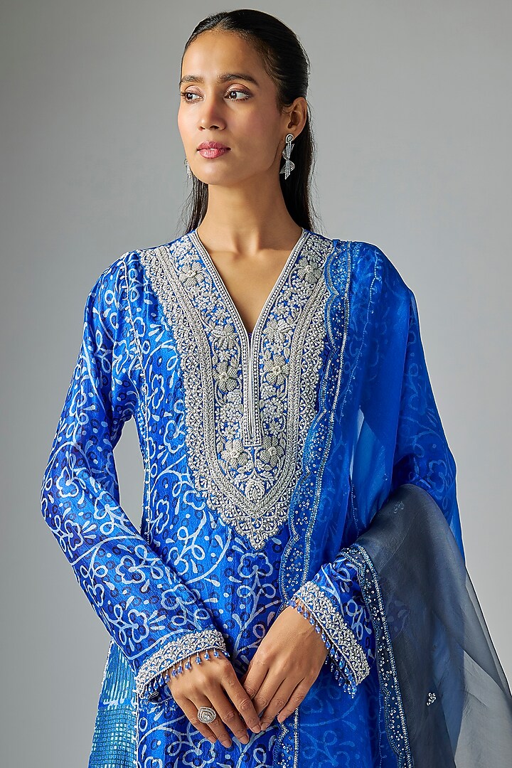 Dark Blue & Off-White Kora Silk Printed Kurta Set by Prisha's at Pernia's Pop Up Shop
