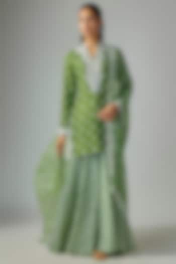 Green Silk Cutdana Embroidered Kurta Set by Prisha's at Pernia's Pop Up Shop