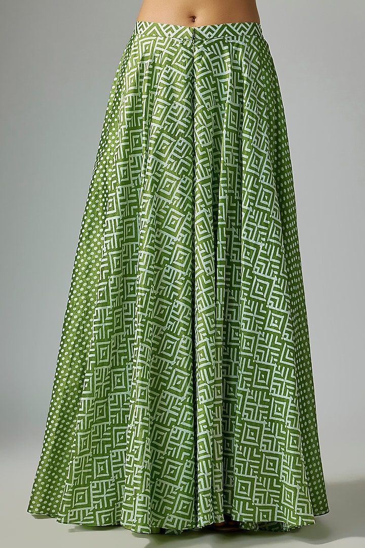 Green Silk Cutdana Embroidered Kurta Set by Prisha's at Pernia's Pop Up Shop