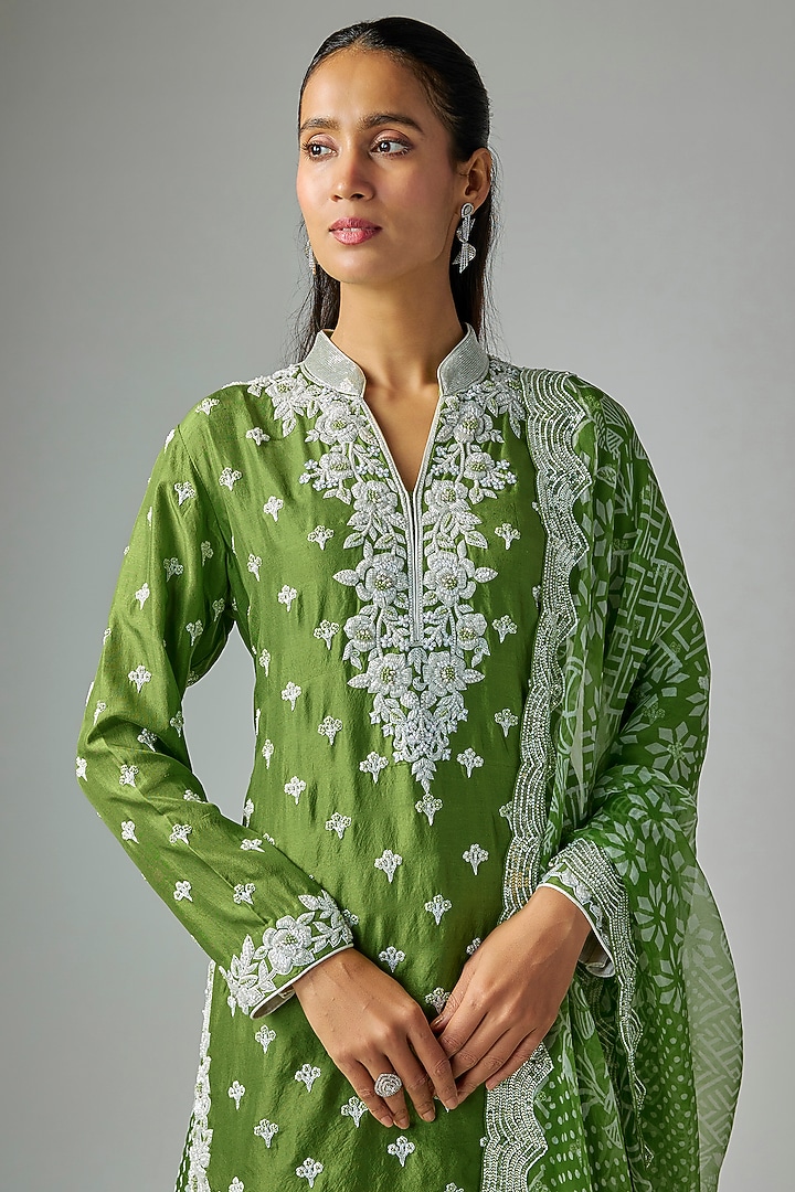 Green Silk Cutdana Embroidered Kurta Set by Prisha's at Pernia's Pop Up Shop