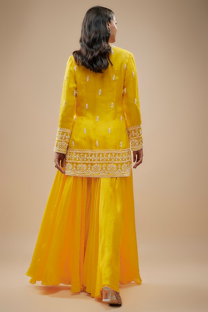 Yellow Silk Dori Embroidered Kurta Set by Prisha's at Pernia's Pop Up Shop