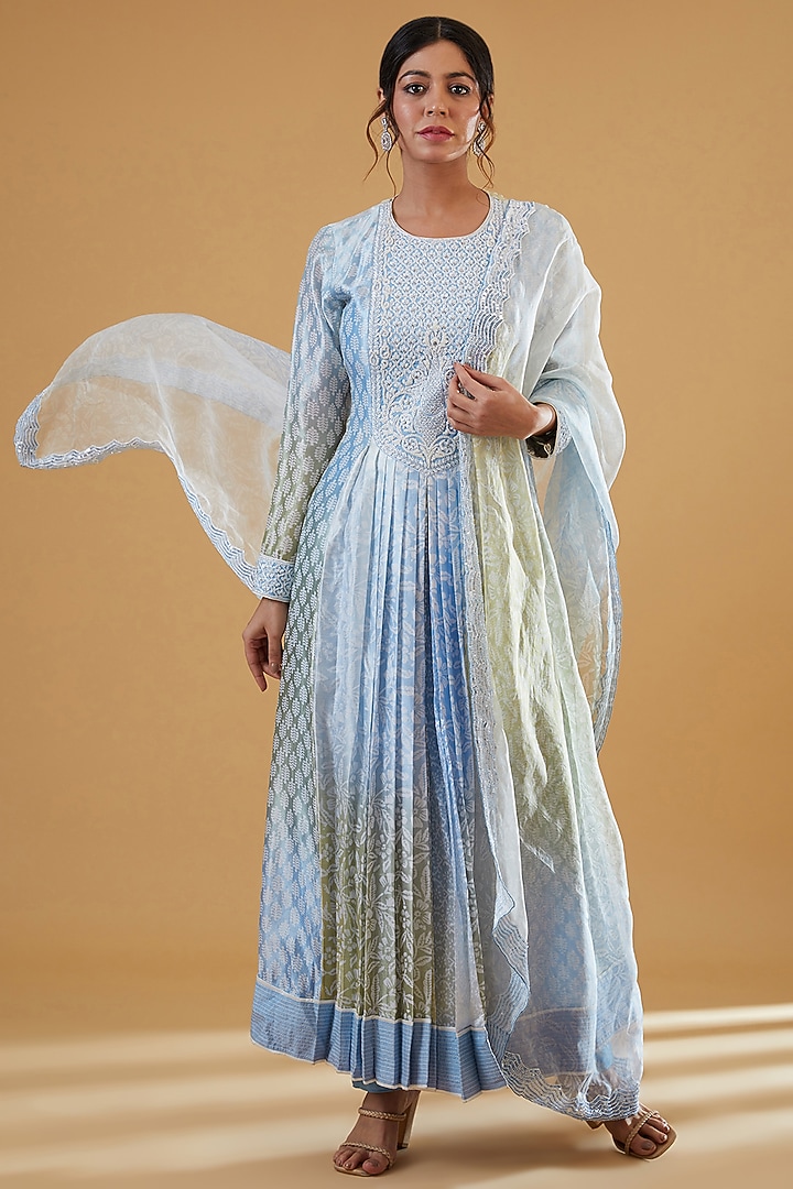 Blue & Green Kora Silk Block Printed Pleated Kurta Set by Prisha's at Pernia's Pop Up Shop