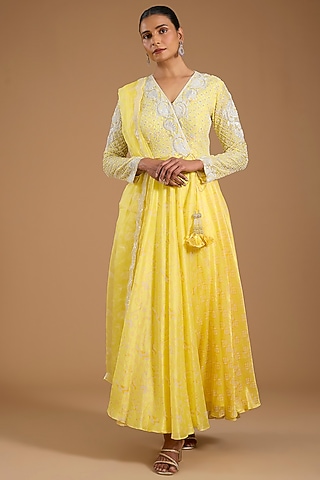 Yellow Kora Silk Printed & Embroidered Angrakha Set by Prisha's