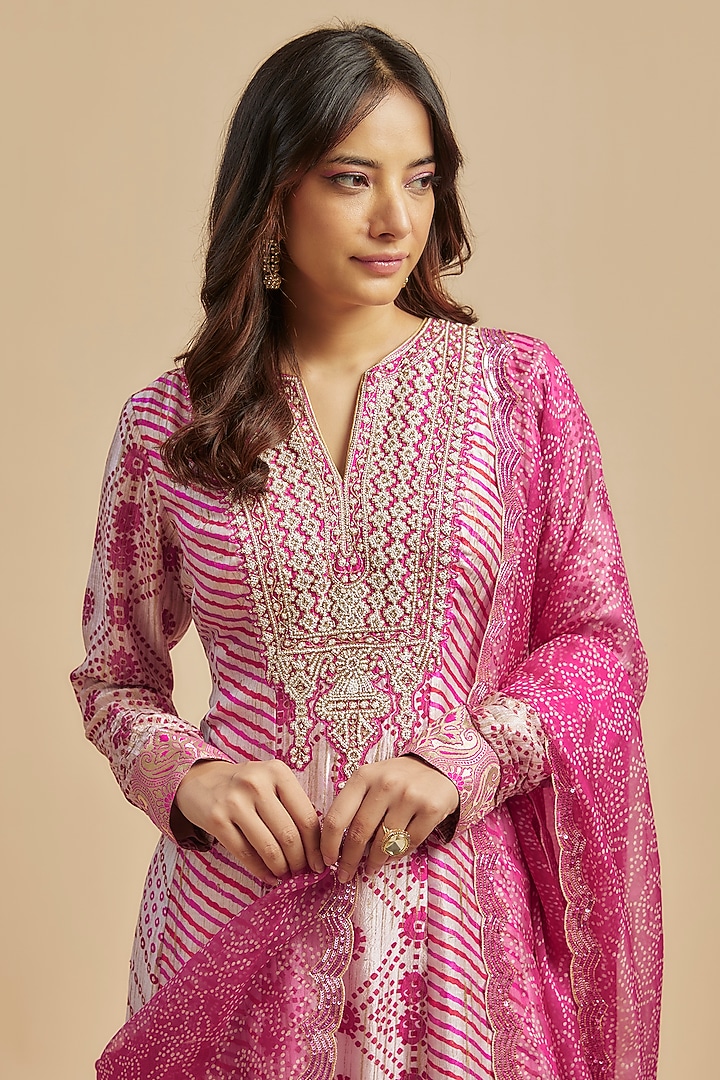 Fuchsia Pink Kora Silk Leheriya Bandhani Printed Kurta Set by Prisha's at Pernia's Pop Up Shop