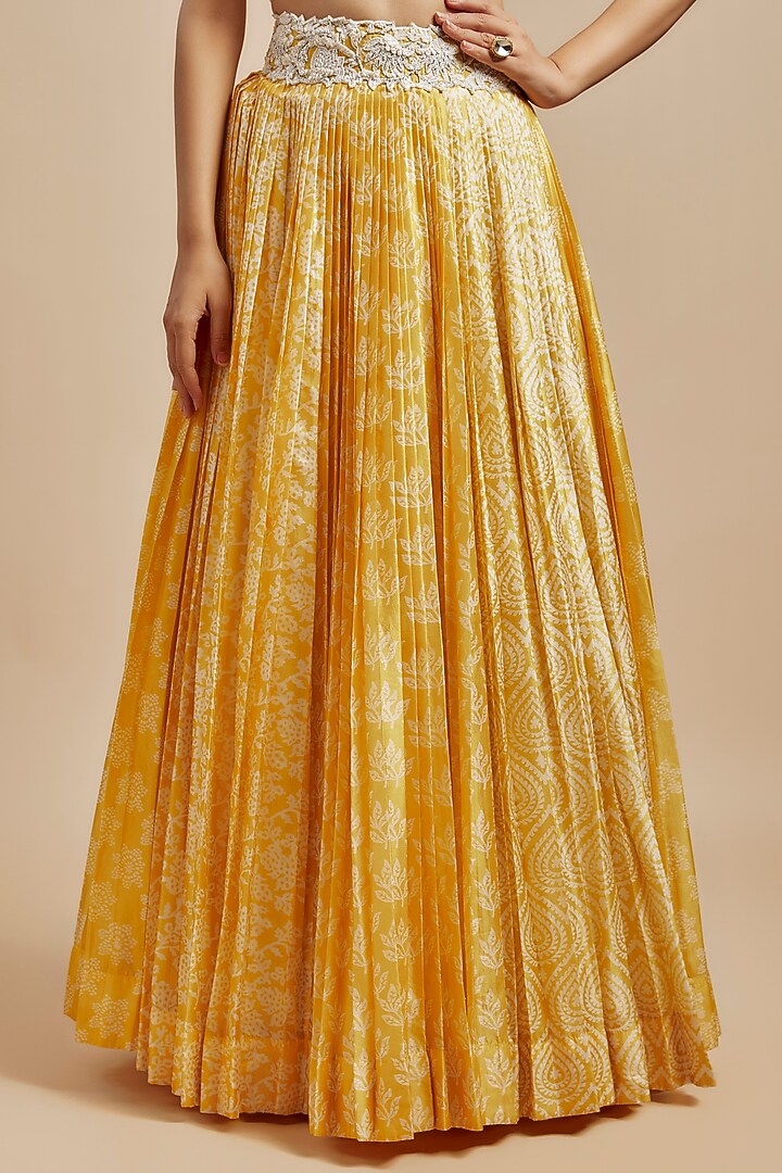 Yellow Kora Silk Block Printed Pleated Wedding Lehenga Set by Prisha's at Pernia's Pop Up Shop