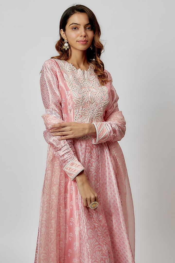 Blush Pink Silk Floral Geometric Printed & Sequins Embroidered Kurta Set by Prisha's at Pernia's Pop Up Shop