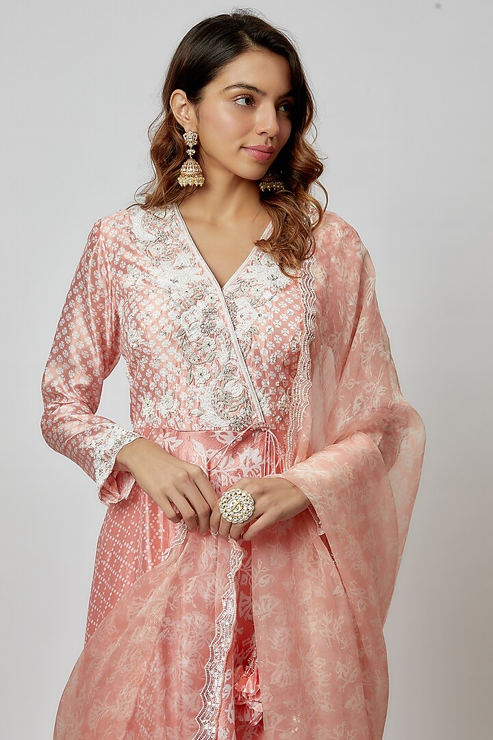 Blush Pink Silk Floral Printed & Cutdana Embroidered Kurta Set by Prisha's at Pernia's Pop Up Shop