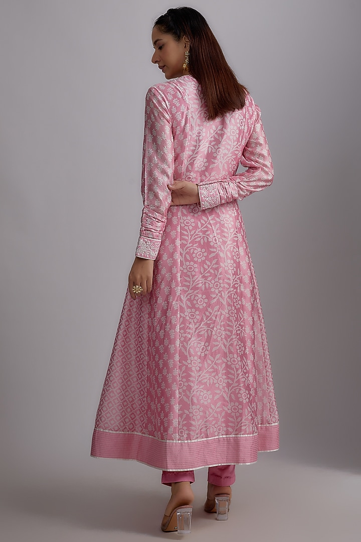Pink Silk Floral Printed & Hand Embroidered Kurta Set by Prisha's at Pernia's Pop Up Shop