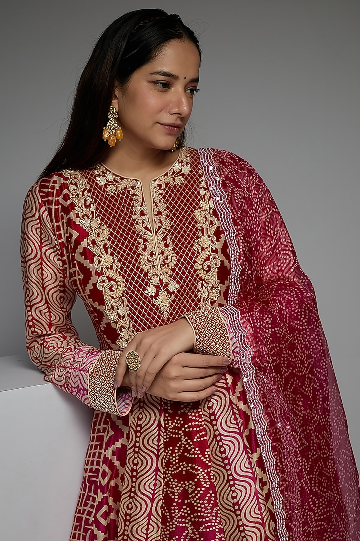 Deep Pink Silk Floral Printed & Hand Embroidered Kurta Set by Prisha's at Pernia's Pop Up Shop