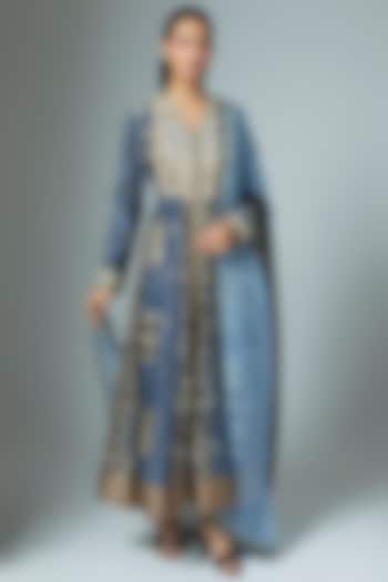 Black & Blue Kora Silk Printed Kurta Set by Prisha's at Pernia's Pop Up Shop