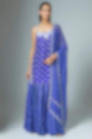 Blue Organza Printed & Cutdana Embroidered Kurta Set by Prisha's at Pernia's Pop Up Shop