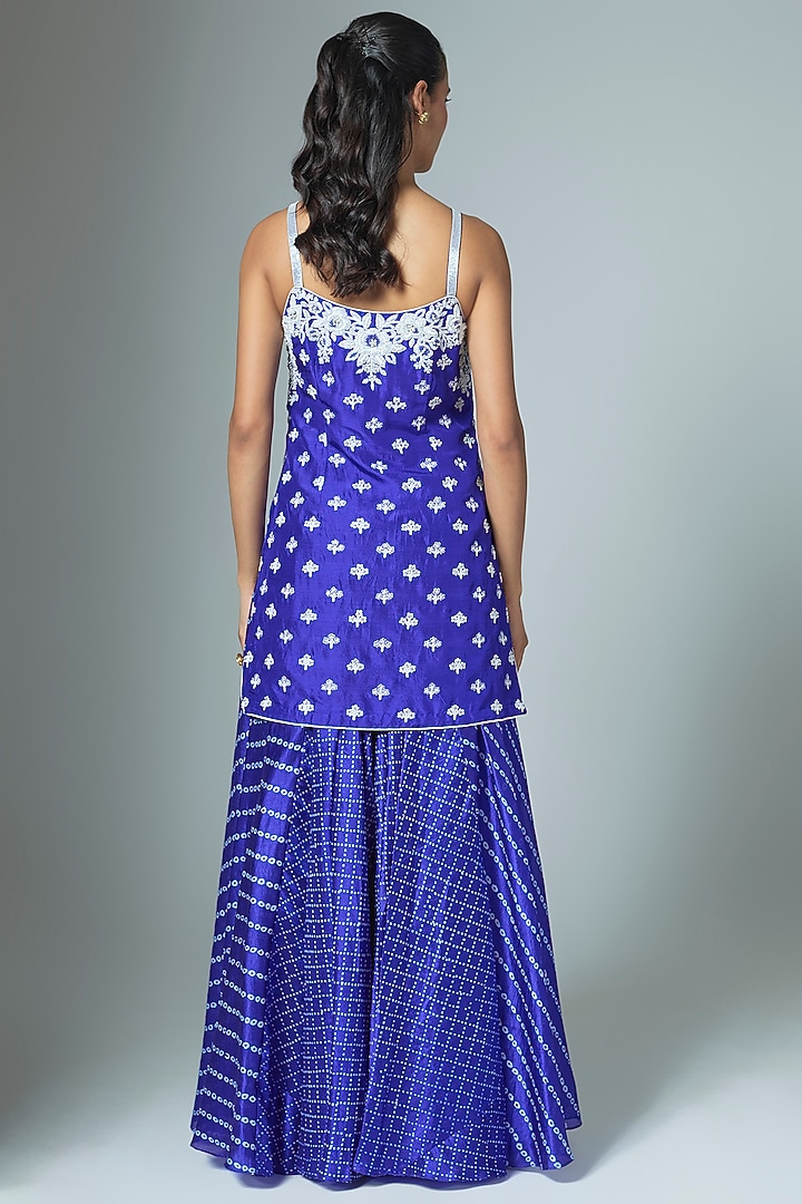 Blue Organza Printed & Cutdana Embroidered Kurta Set by Prisha's at Pernia's Pop Up Shop