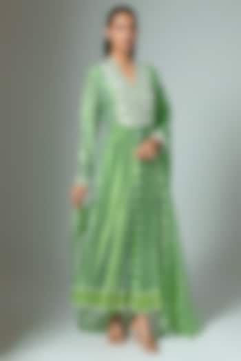 Green & Off-White Kora Silk Printed Kurta Set by Prisha's at Pernia's Pop Up Shop