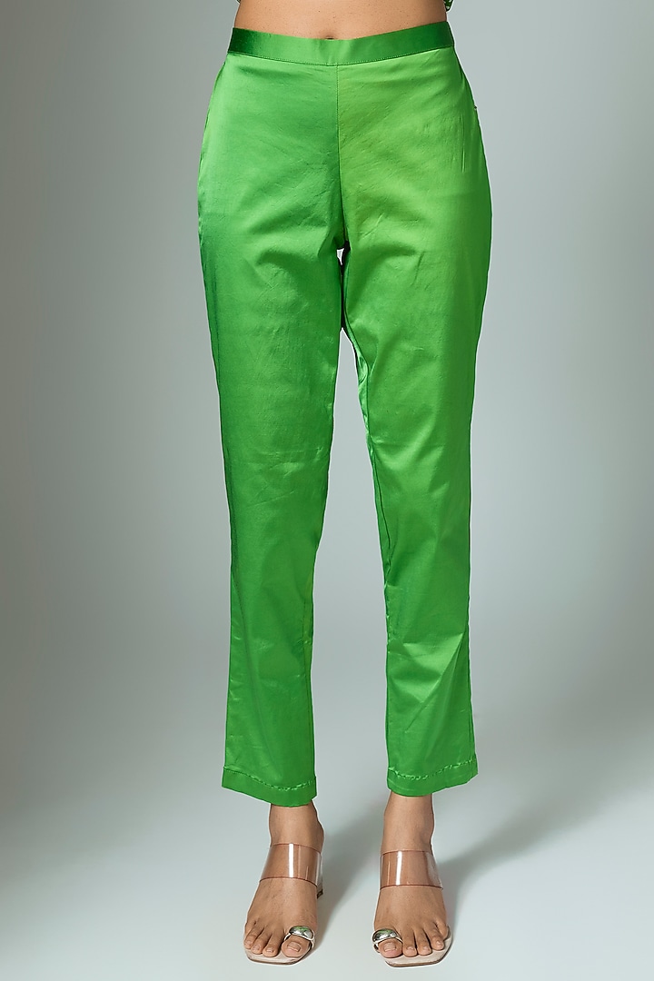 Green & Off-White Kora Silk Printed Kurta Set by Prisha's at Pernia's Pop Up Shop