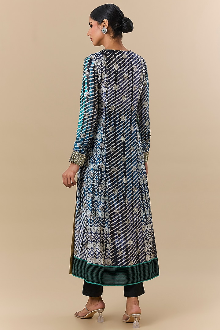 Blue Kora Silk Leheriya Printed & Badla Embroidered Kurta Set by Prisha's at Pernia's Pop Up Shop