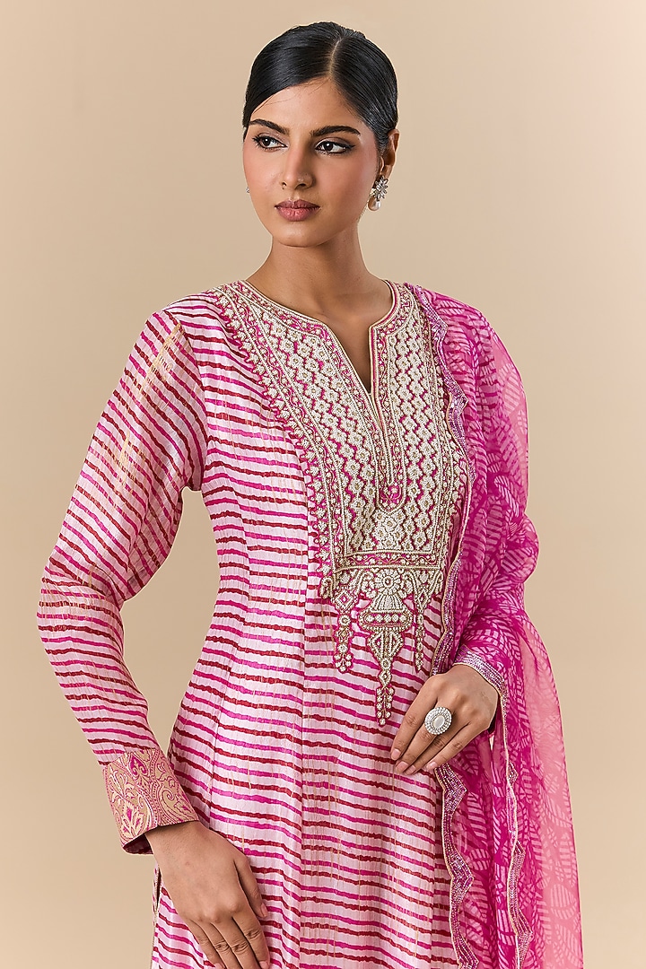 Fuchsia Pink Kora Silk Leheriya Printed & Zardosi Embroidered Kurta Set by Prisha's at Pernia's Pop Up Shop