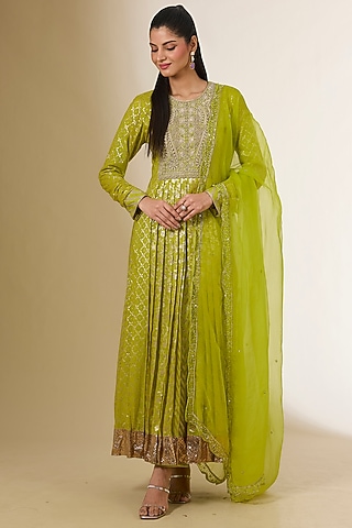 Green Chanderi Banarasi Embroidered Kurta Set by Prisha's
