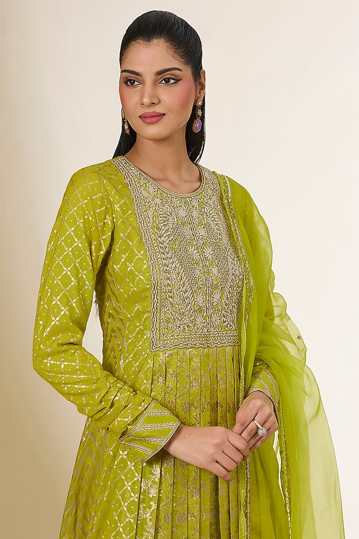 Green Chanderi Banarasi Embroidered Kurta Set by Prisha's at Pernia's Pop Up Shop