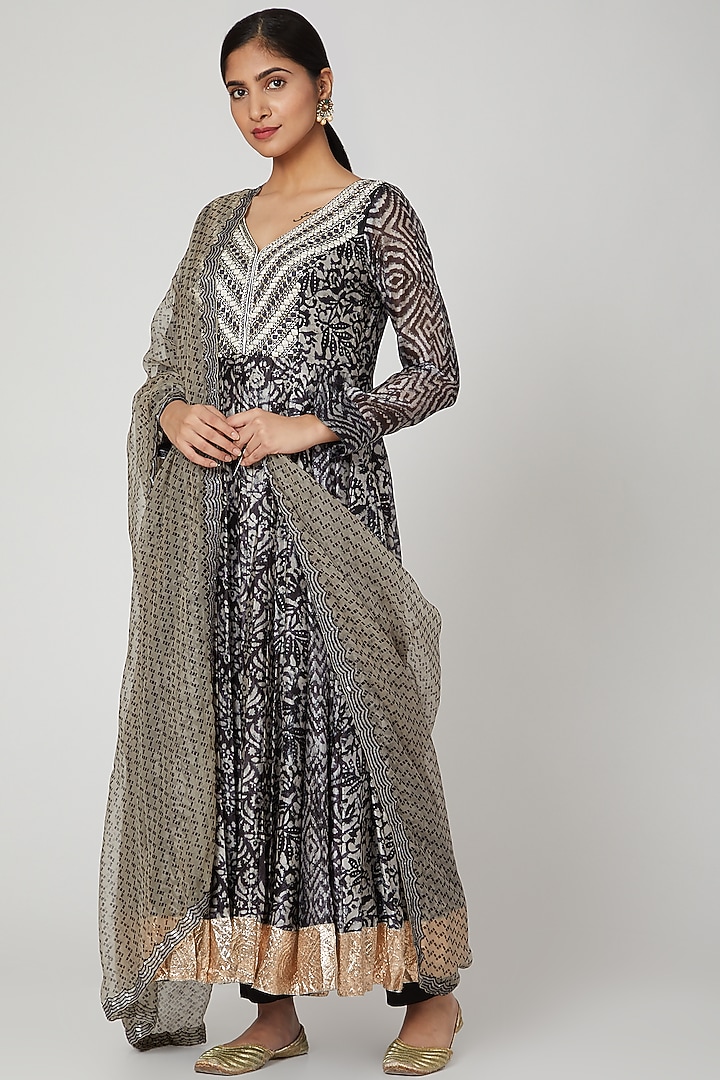 Black Tie-Dye Printed Kurta Set by Prisha's at Pernia's Pop Up Shop