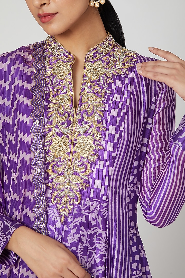 Purple Silk Floral Printed Kurta Set by Prisha's at Pernia's Pop Up Shop