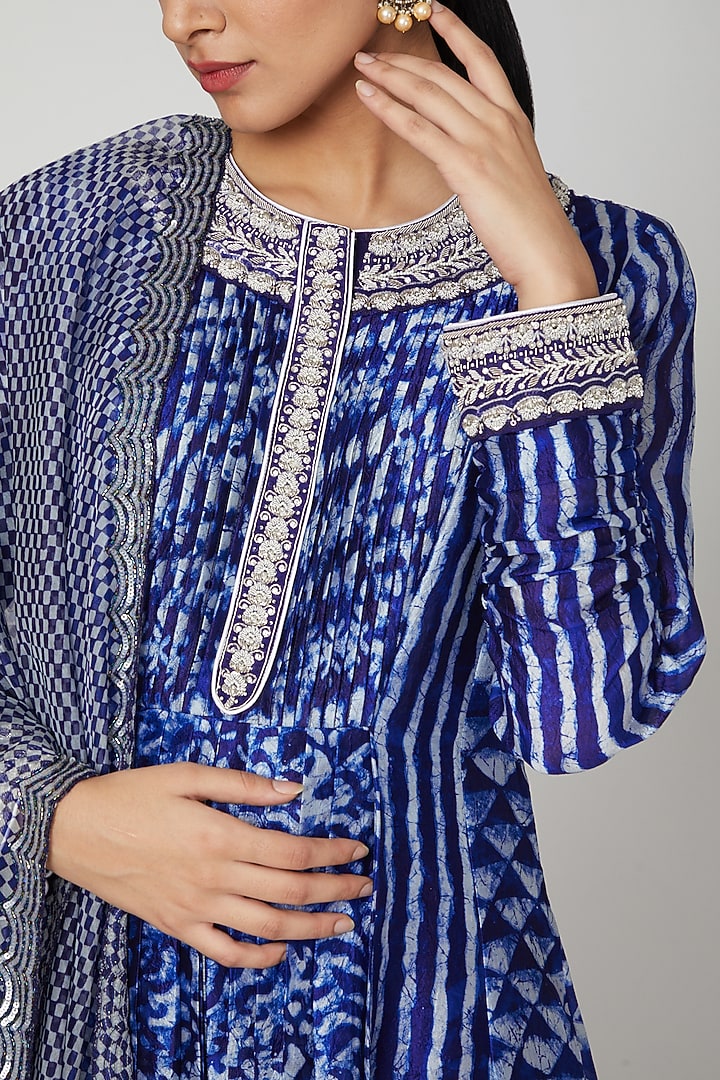 Cobalt Blue Tie-Dye Printed Kurta Set by Prisha's at Pernia's Pop Up Shop