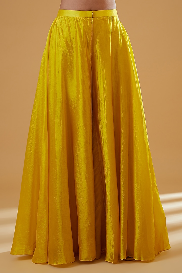 Yellow Raw Silk Patchwork Embroidered Kurta Set by Prisha's at Pernia's Pop Up Shop