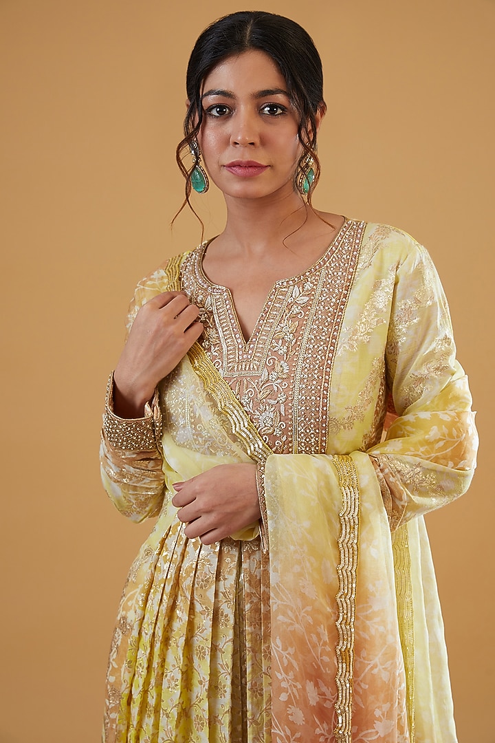 Brown & Yellow Chanderi Block printed & Zardosi Embroidered Banarasi Kurta Set by Prisha's at Pernia's Pop Up Shop