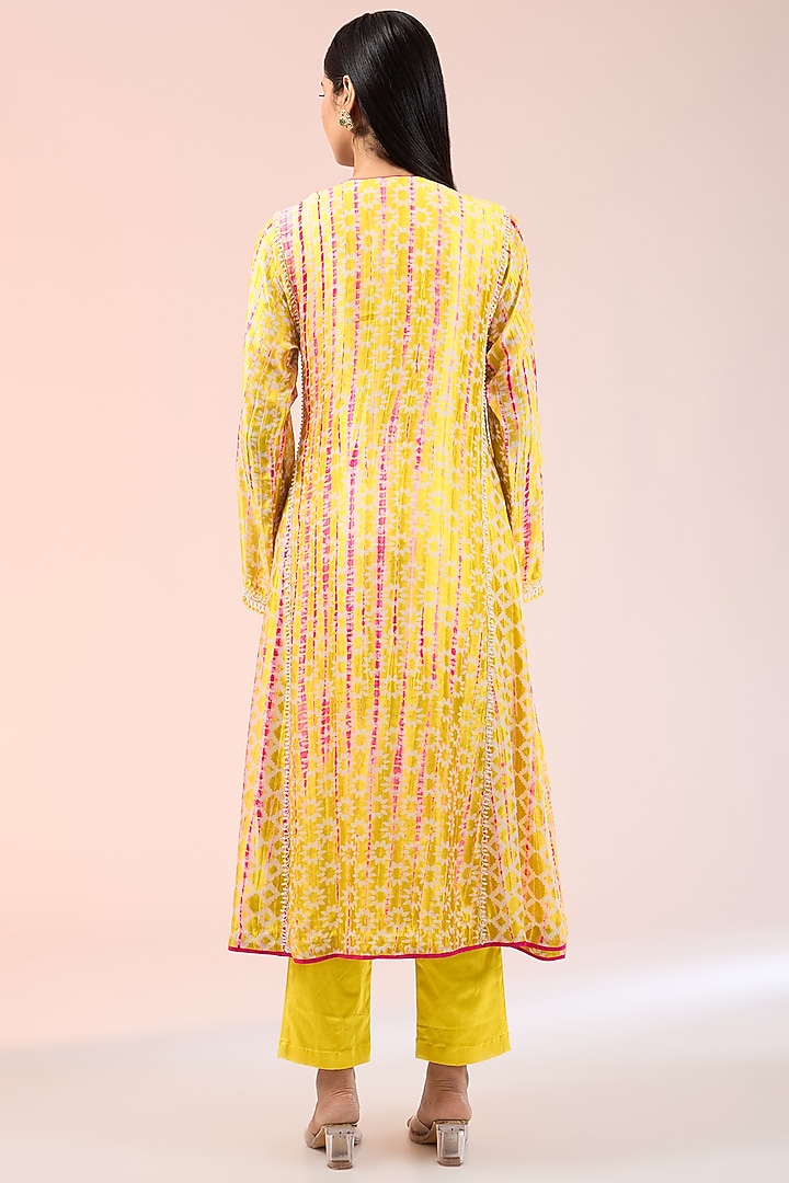 Yellow & White Kora Silk Tie-Dye Printed Kalidar Kurta Set by Prisha's at Pernia's Pop Up Shop