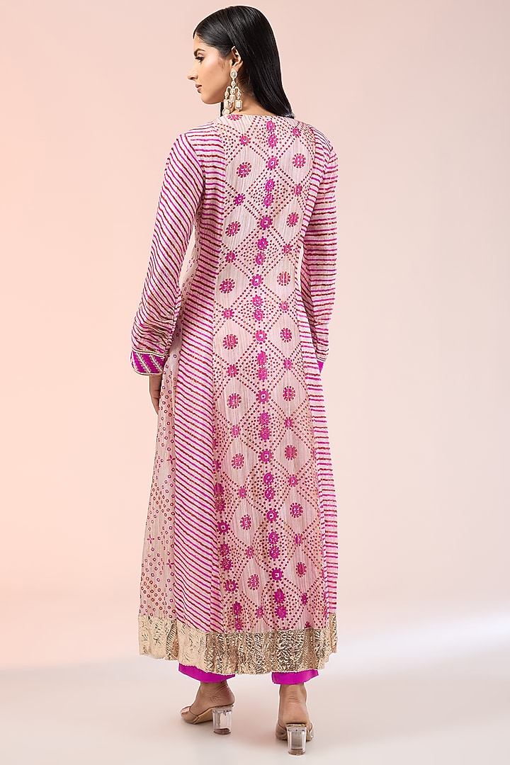 Pink Kora Silk Printed & Embroidered Pleated Kurta Set by Prisha's at Pernia's Pop Up Shop