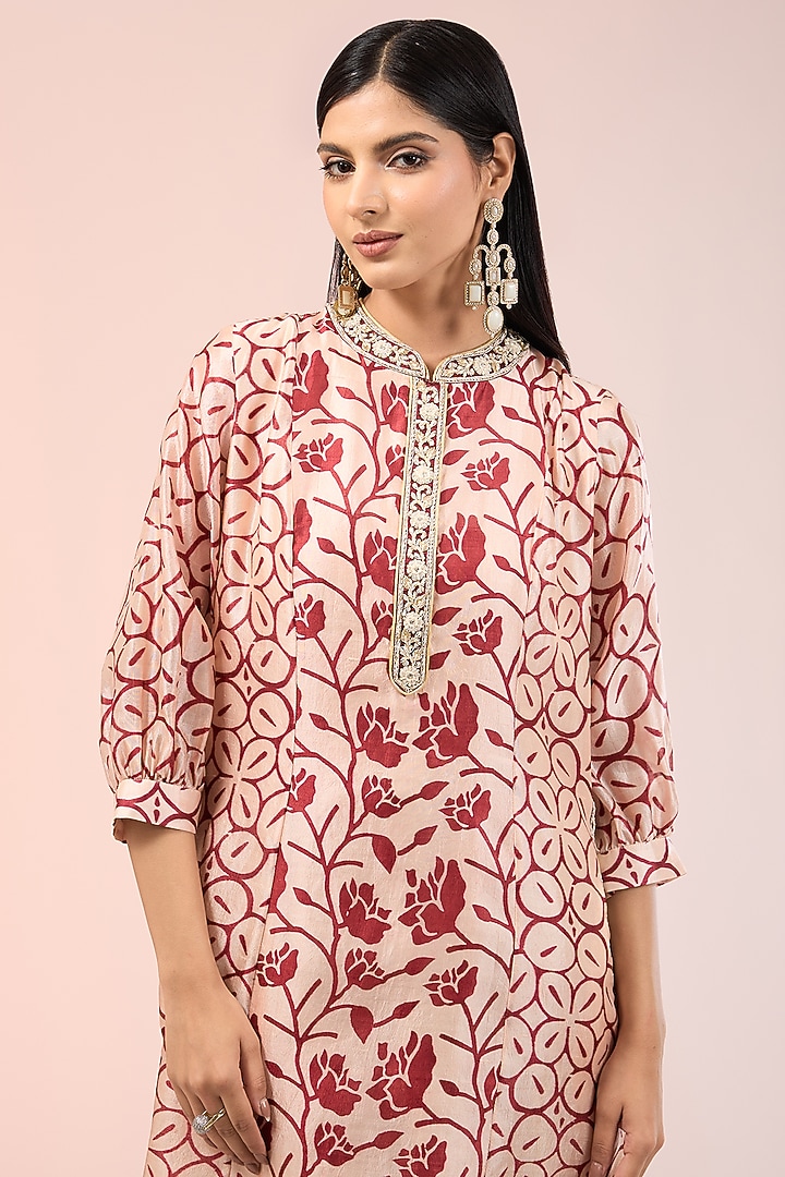 Maroon Kora Silk Printed & Embroidered Kurta Set by Prisha's at Pernia's Pop Up Shop