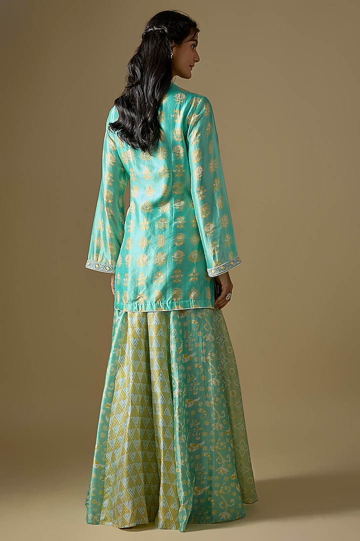 Green Silk Embroidered Kurta Set by Prisha's at Pernia's Pop Up Shop
