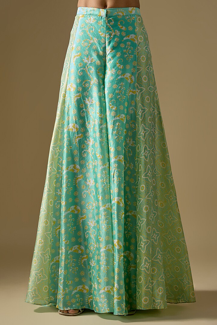 Green Silk Embroidered Kurta Set by Prisha's at Pernia's Pop Up Shop