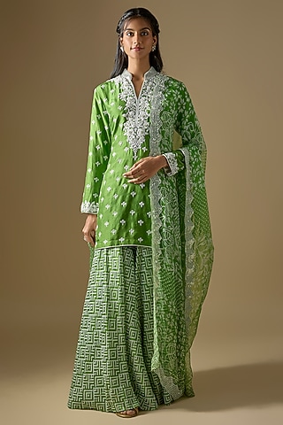 Green Kora Silk Embroidered & Printed Kurta Set by Prisha's