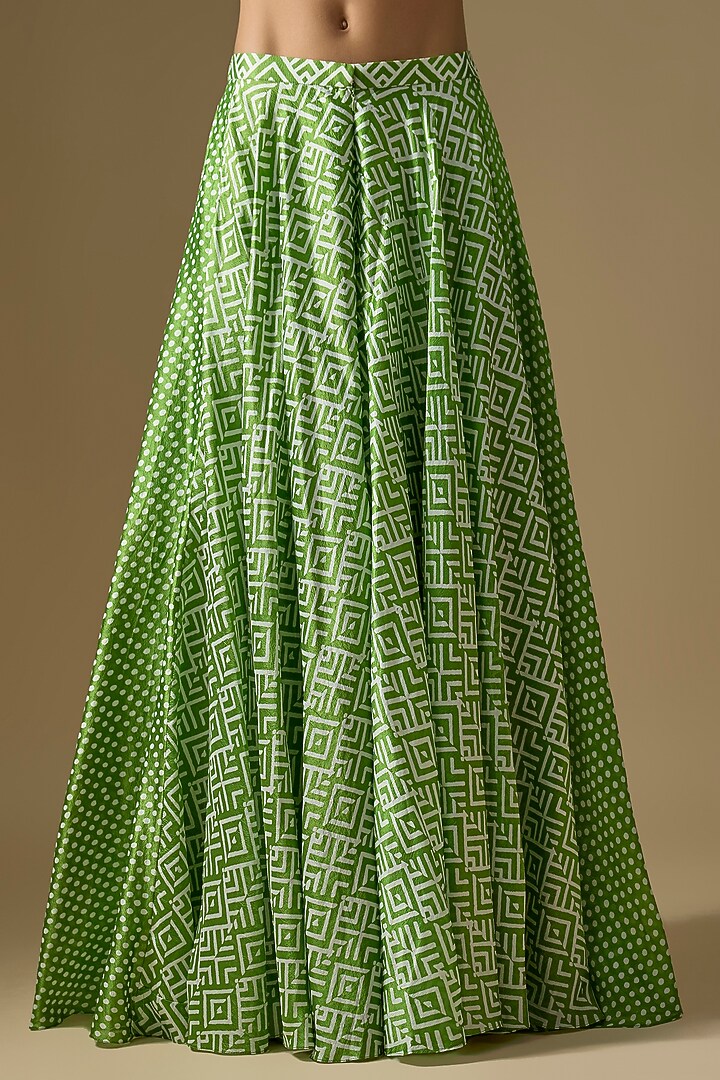 Green Kora Silk Embroidered & Printed Kurta Set by Prisha's at Pernia's Pop Up Shop