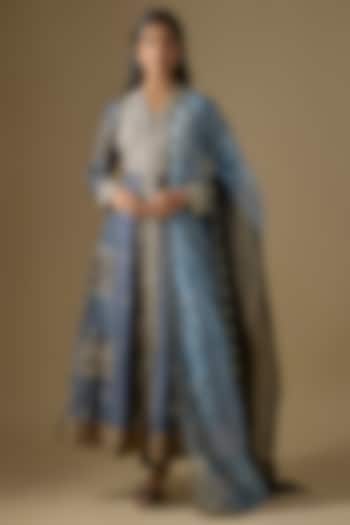 Blue Kora Silk Printed & Embroidered Kurta Set by Prisha's at Pernia's Pop Up Shop