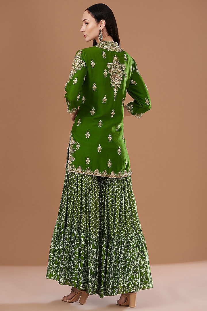 Green Silk Block Printed & Zardosi Embroidered Kurta Set by Prisha's at Pernia's Pop Up Shop