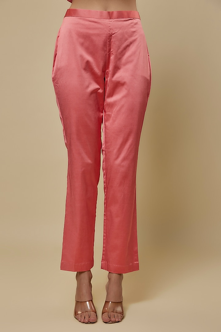 Peach Banarasi Brocade Zardosi Embroidered Pleated Kurta Set by Prisha's at Pernia's Pop Up Shop