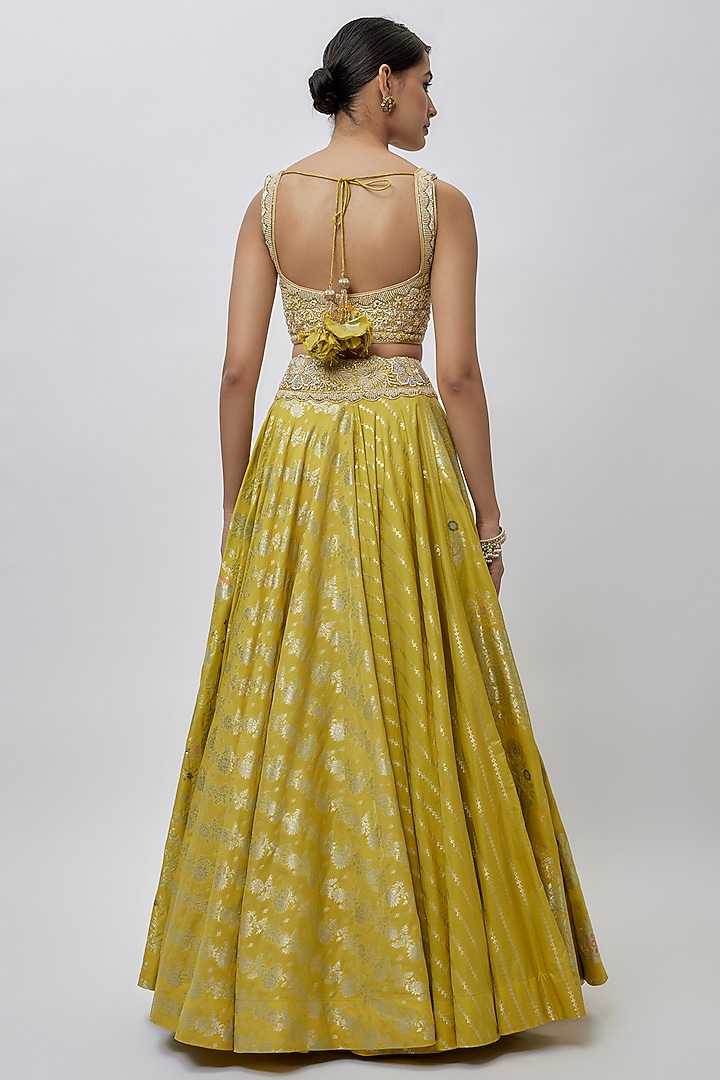 Green Banarasi Brocade Handwoven Work Wedding Lehenga Set by Prisha's at Pernia's Pop Up Shop