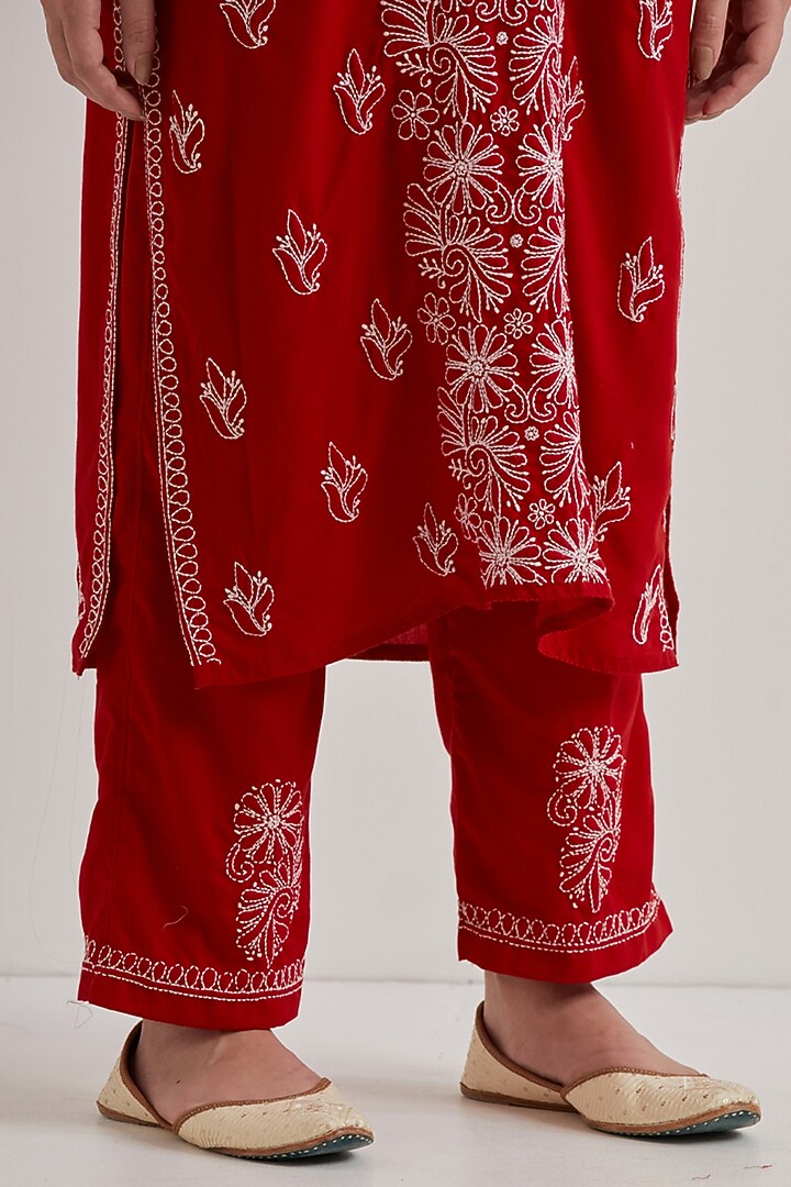 Red Cotton Chikankari Embroidered Kurta Set by Priya chaudhary at Pernia's Pop Up Shop
