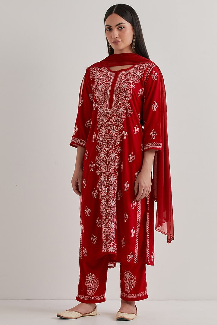 Red Cotton Chikankari Embroidered Kurta Set by Priya chaudhary at Pernia's Pop Up Shop