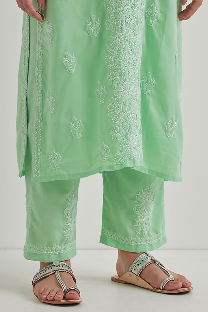 Green Cotton Chikankari Embroidered Kurta Set by Priya chaudhary at Pernia's Pop Up Shop