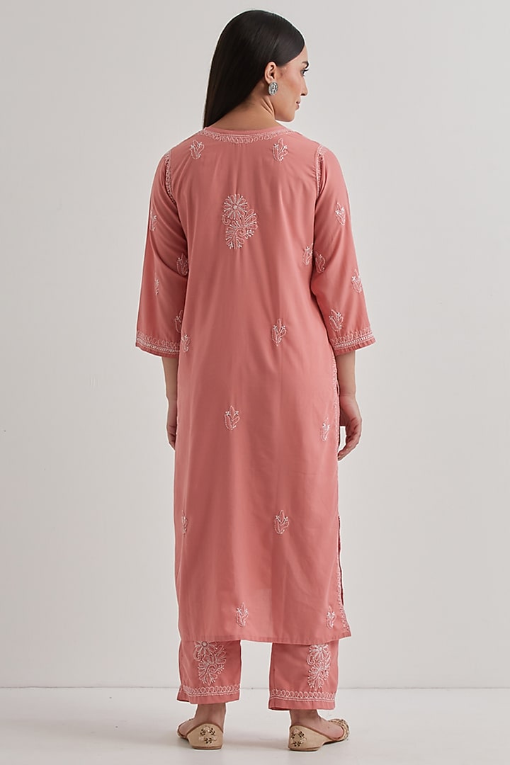 Pink Cotton Chikankari Embroidered Kurta Set by Priya chaudhary at Pernia's Pop Up Shop
