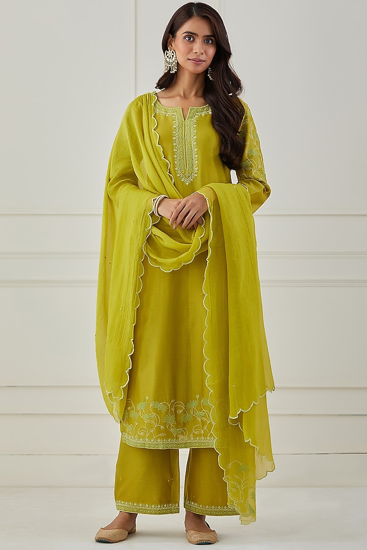 Lime Green Embroidered Kurta Set by Priya chaudhary